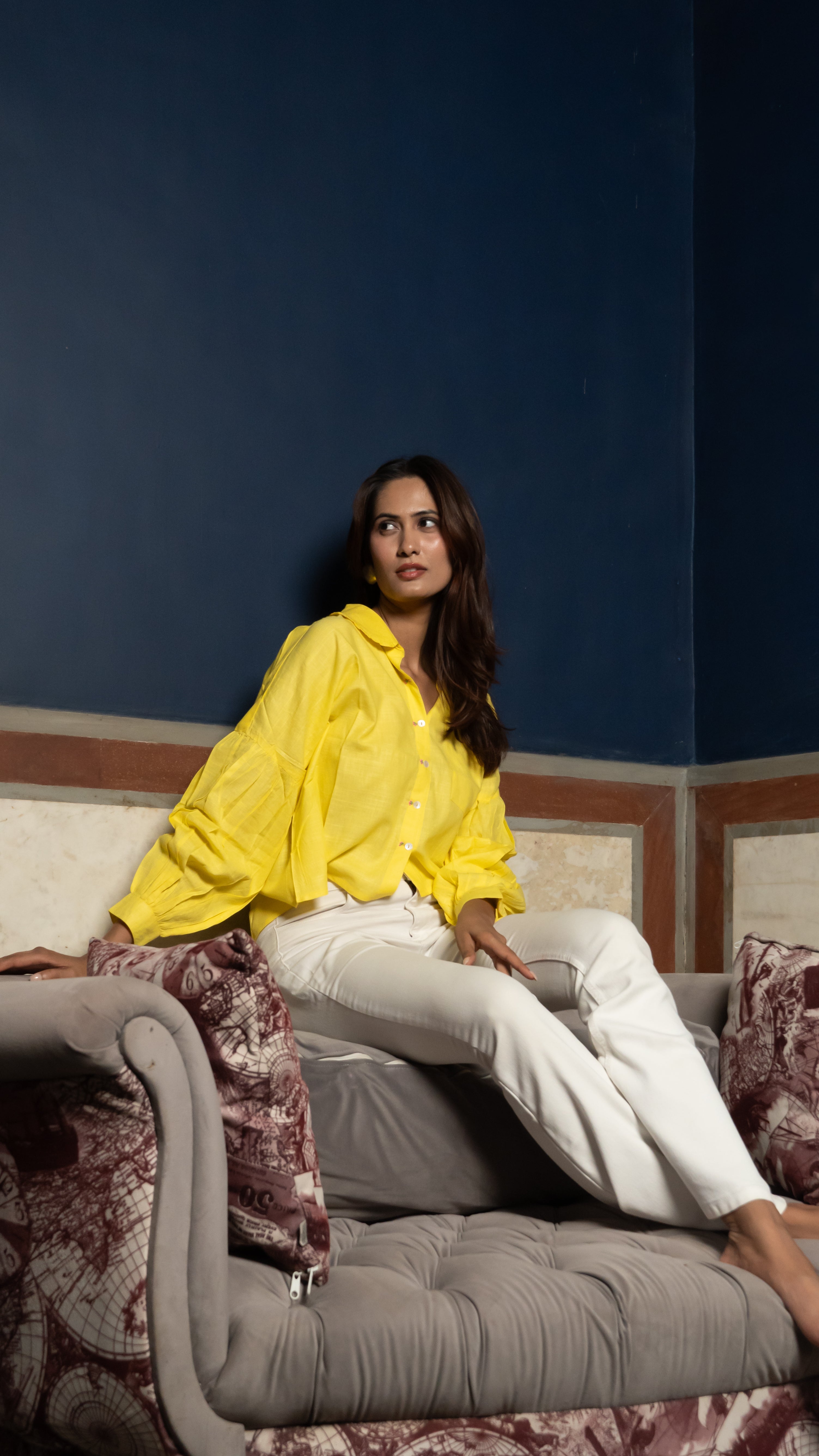 Rush Hour-crop Drop Shoulder Shirt (White)