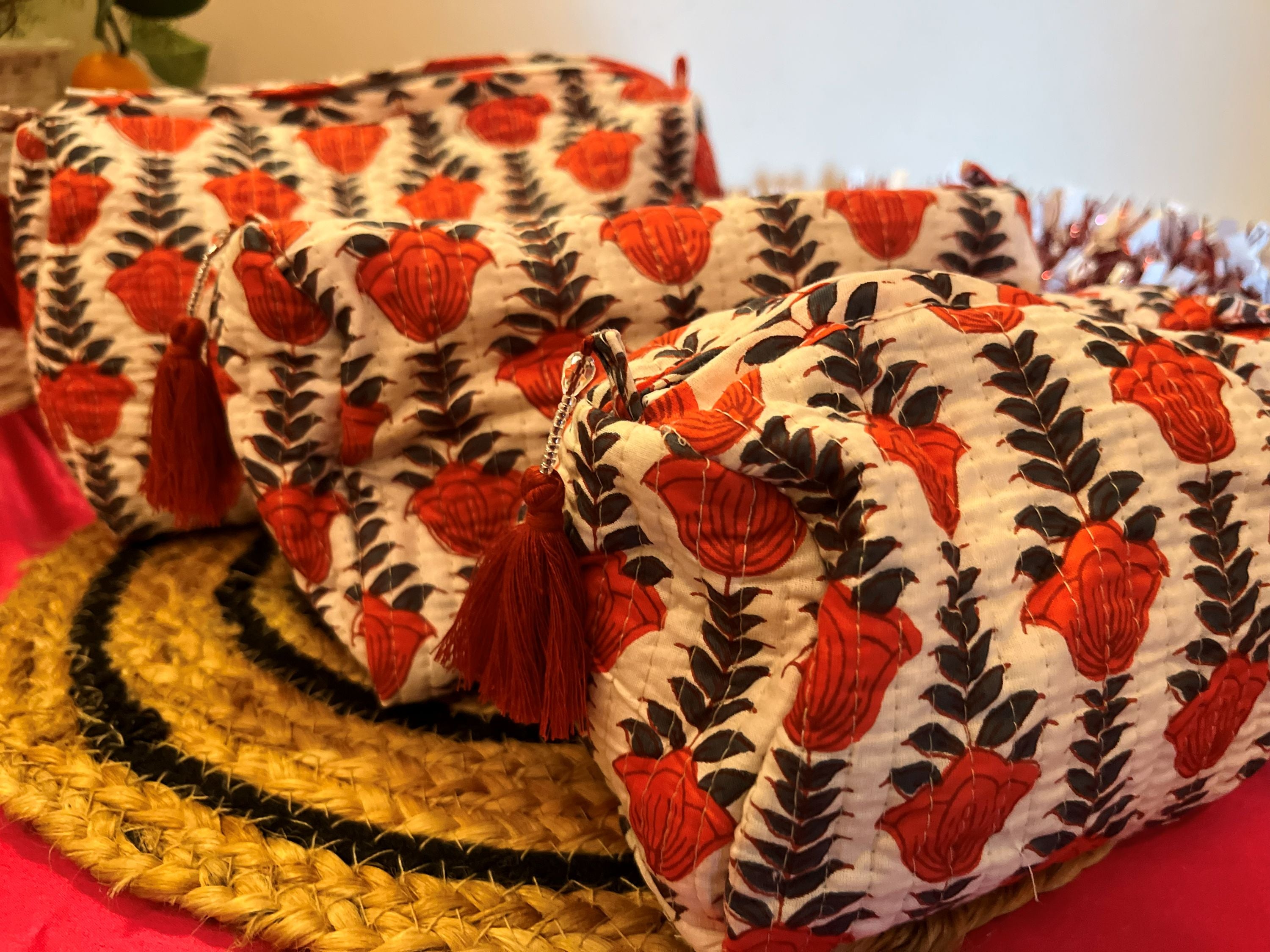 Red White Floral – Pouches Set of 3