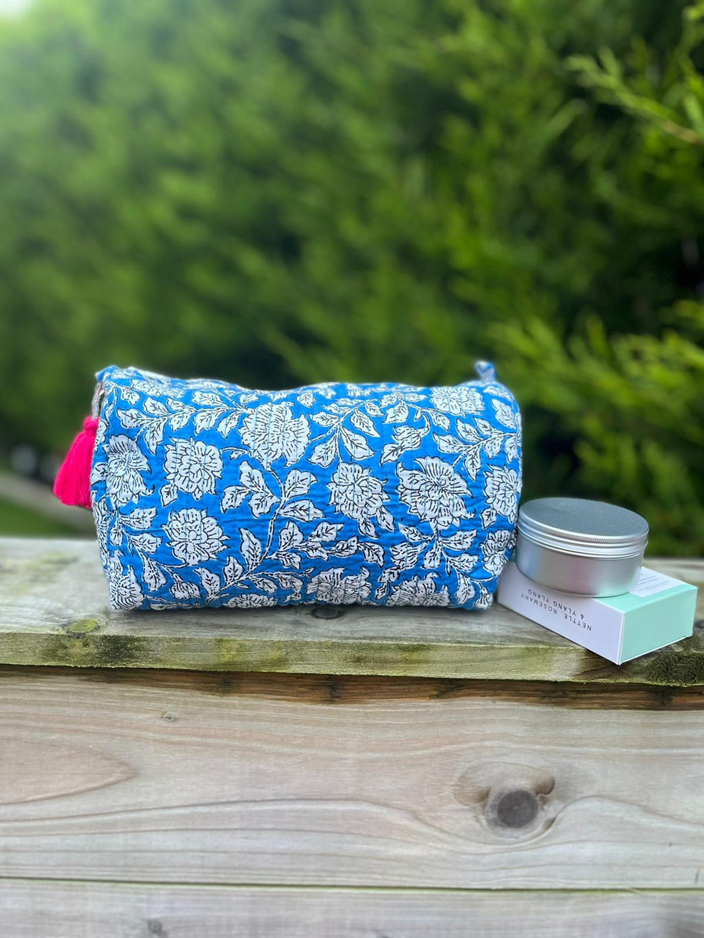 Light Blue Floral – Pouches Set of 3