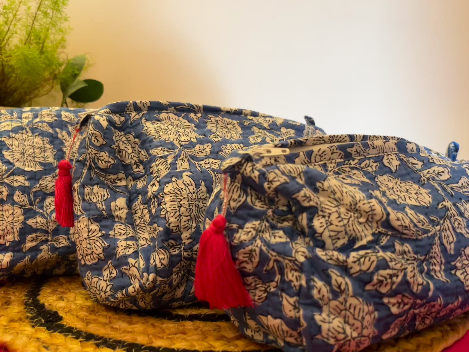 Light Blue Floral – Pouches Set of 3