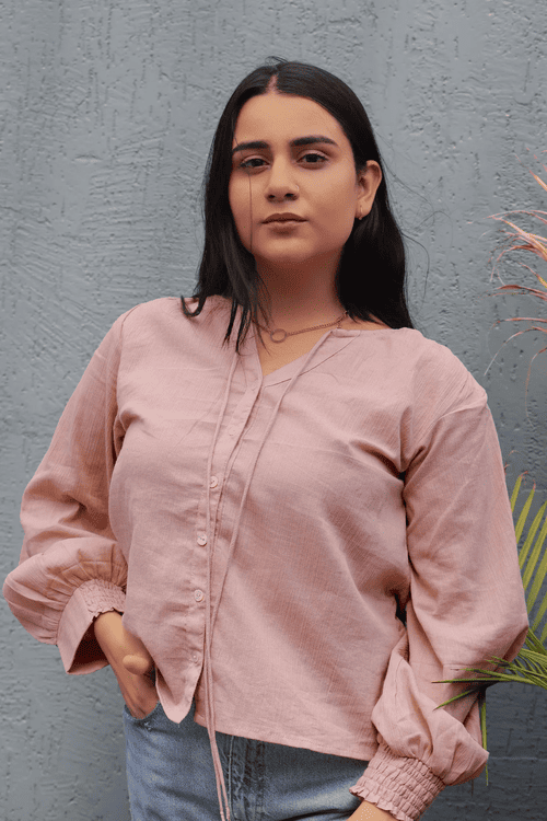 WRI-002_1701516043257_5kmf4f3 Nikhat- Smocked Cuff Crinkled Texture Top - Image 1